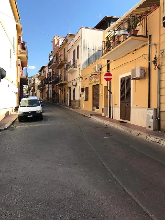 Holiday House Marika Terrasini Italy